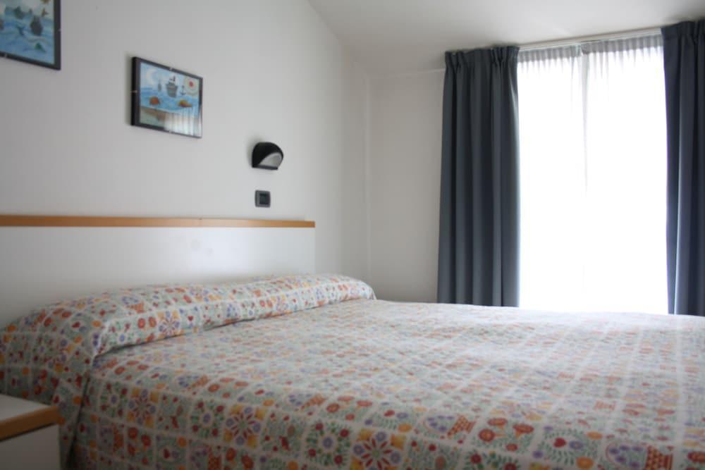 רימיני Hotel Villa Dei Gerani מראה חיצוני תמונה