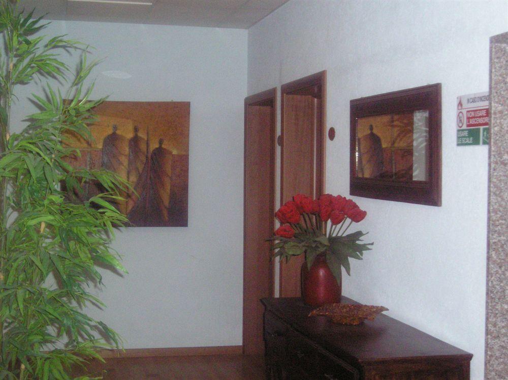 רימיני Hotel Villa Dei Gerani מראה חיצוני תמונה