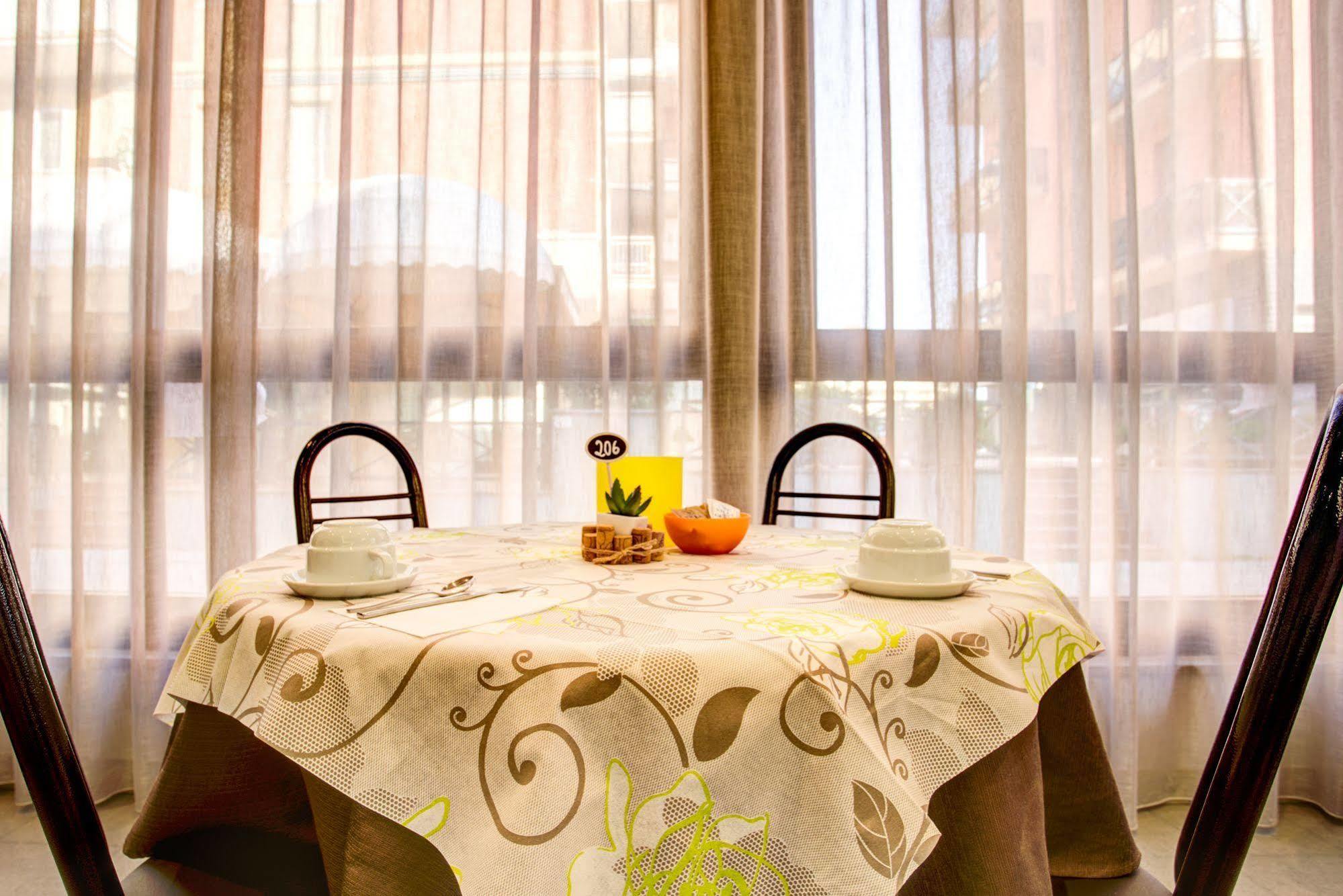 רימיני Hotel Villa Dei Gerani מראה חיצוני תמונה